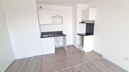 location Appartement T3 DE 62.3m² À CHALIFERT - Photo 5