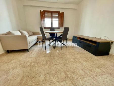 Piso en alquiler en Juderia - Photo 3