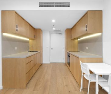 Modern and Stylish Furnished Apartment! - Photo 4