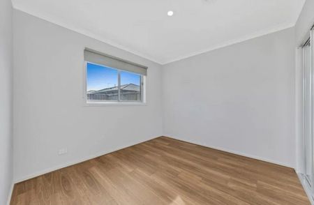 9 Heidelberg Street, Mambourin - Photo 2