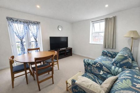 2 bedroom flat to rent - Photo 4
