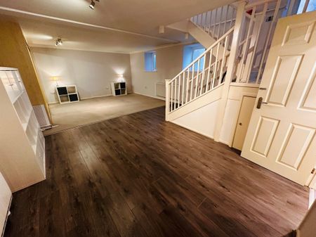 Old Christchurch Road, Bournemouth - Photo 2