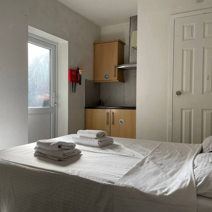 Room in a Shared House, Winchelsea Road, N17 - Photo 1
