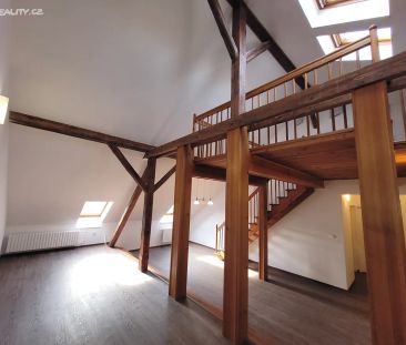 Pronájem bytu 2+1 105 m² - Photo 4