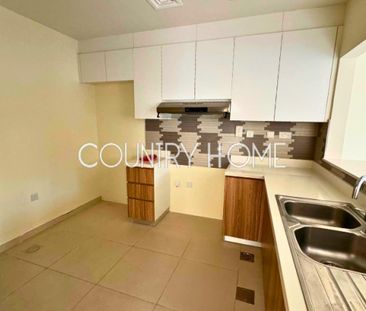 Corner Unit | Unfurnished 3BR Family Villa - Photo 1