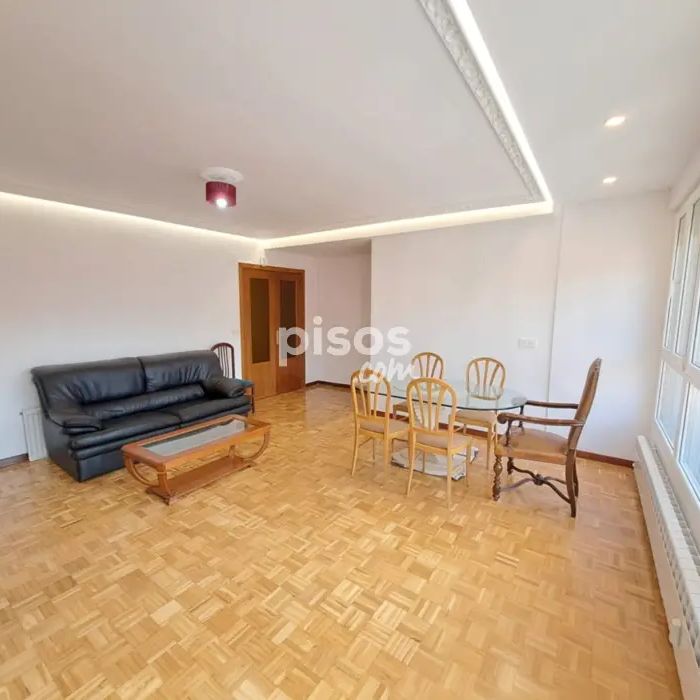 Piso en alquiler en San Pedro y San Felices-San Agustín-Parque Europa - Foto 1