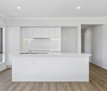 TWO brand new properties available now for lease - introducing 16 a... - Photo 6