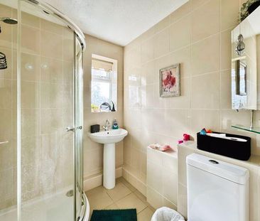 2 bedroom maisonette to rent - Photo 4