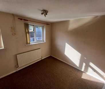 Duchy Close, BURTON ON TRENT DE13 - Photo 4