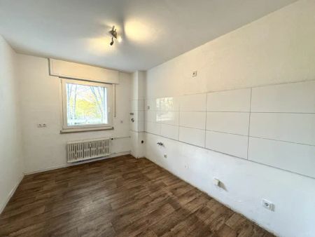 Großzügige Erdgeschosswohnung mit Balkon in Bredeney! - Photo 4