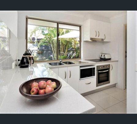 10/45 Galloway Drive, Ashmore, Qld 4214 - Photo 1