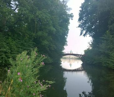 Helles, ruhiges möbliertes Apartment mit Balkon und Parkplatz - Foto 1