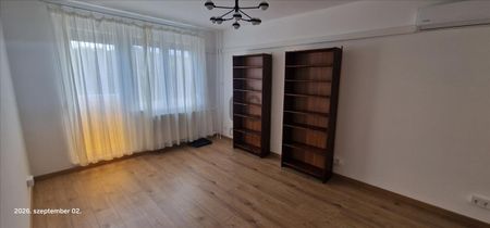 Kiadó újszerű állapotú panel lakás - Esztergom - Fotó 3