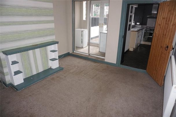 2 bedroom terraced house to rent - Photo 1