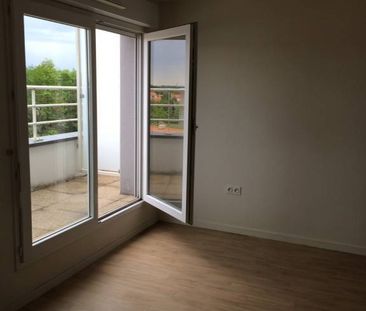 Loue Appartement à Les Sorinières Bourg Meublé - Photo 2