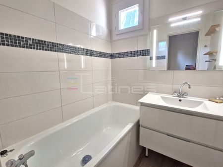 Location Appartement 2 pièces 34m² NIMES 30000 - Photo 4