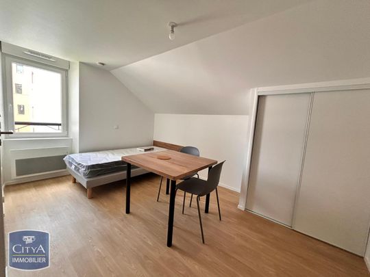 Location Appartement 1 pièce 15m² LAVAL 53000 - Photo 1