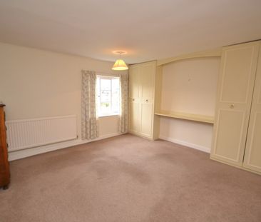 3 bed Semi-Detached House for Rent - Photo 3