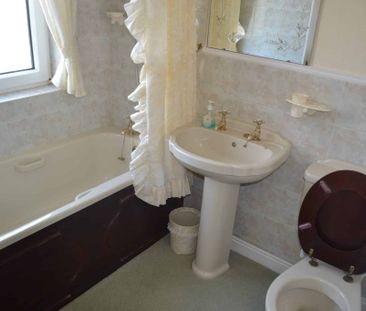 Newland Drive, Scunthorpe - Photo 4