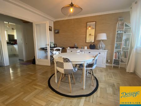 Appartement Type 2 de 52.76m², Proche Place des Carmes - Photo 3