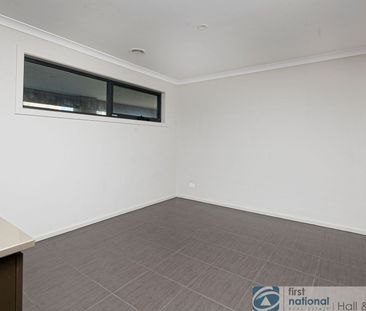 34 Almondsbury Avenue, 3806, Berwick Vic - Photo 6