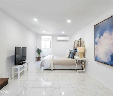 Family Home in Convenient Location - Photo 1