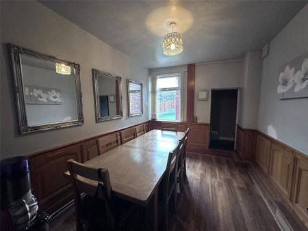 6 bedroom semi-detached house to rent - Photo 4