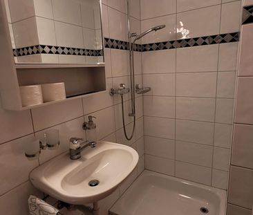 Grosszügige und helle Wohnung an ruhiger Lage - Foto 6
