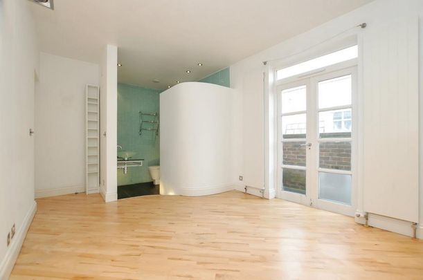 2 bedroom penthouse to rent - Photo 1