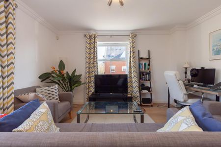 2 bedroom apartment to rent - Photo 3