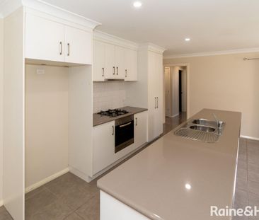 1/24 Dove Street, Mount Austin, NSW 2650 - Photo 3