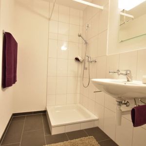 Ein glücklicher Wohnungsstart - Photo 2