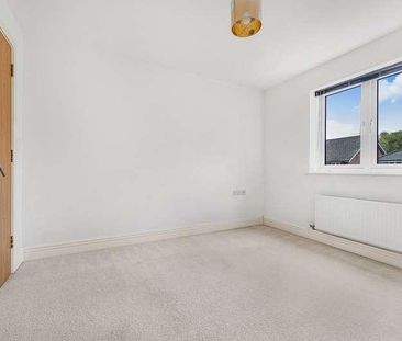 Bowes Road, Staines, TW18 - Photo 4