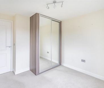 3 bedroom terraced house to rent - Photo 6