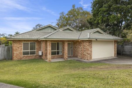 Large Open-Plan Home in Quiet Cul-de-Sac - Close to Shops & Transport - Photo 4