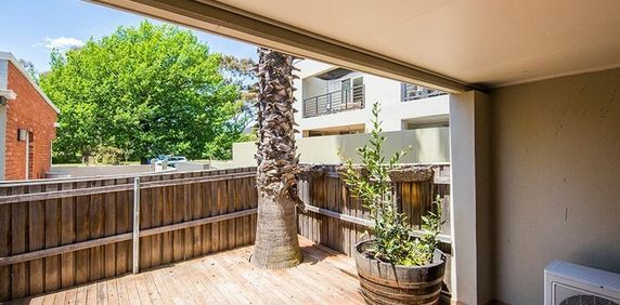 11/107 Limestone Avenue Braddon ACT - Photo 2