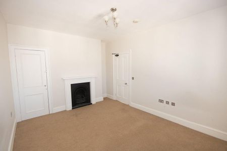 4 bedroom house to rent - Photo 2