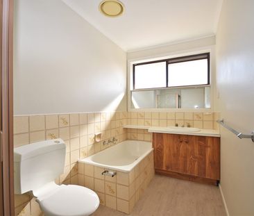 LEAVE THE CAR, WALK TO SHOPS AND STATION - Photo 5