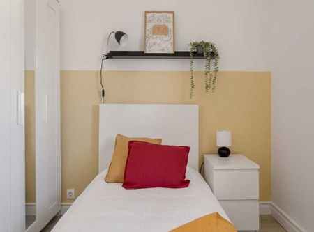 Avenida da Igreja, Lisbon, Lisbon 1700-236 - Photo 2