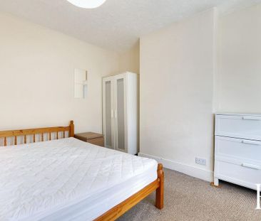 5 bedroom terraced house to rent - Photo 6
