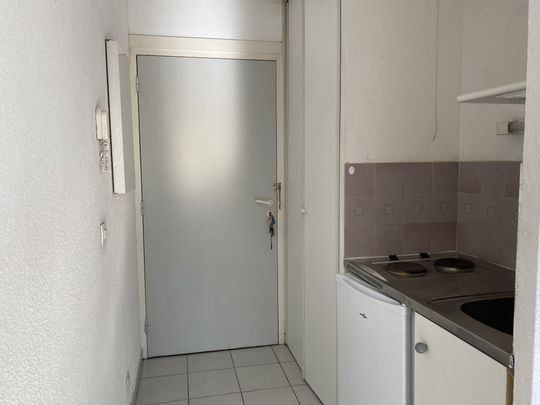 Location Appartement 1 pièce 18m² PERPIGNAN 66000 - Photo 1
