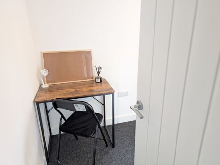 Bixley Close, Norwich - Photo 4