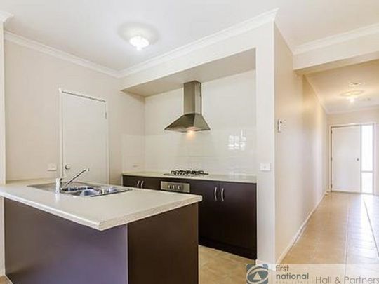 The perfect family home ticking every single box - Photo 1