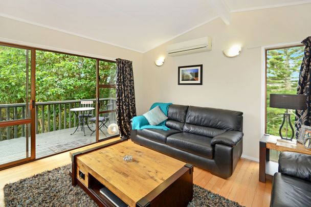 3 bedrooms, Pet Friendly - Photo 1