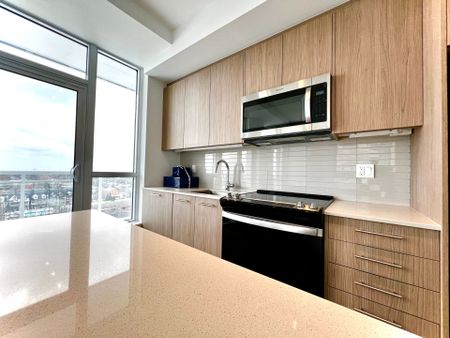 For Lease - 286 Main Street Unit# 912, Toronto, Ontario - Photo 2