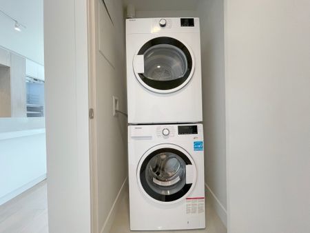 1288 Rue St-Antoine O., Montréal - Photo 2