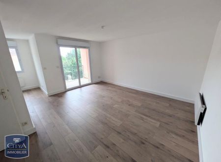 Location Appartement 2 pièces 47m² GAILLAC 81600 - Photo 2