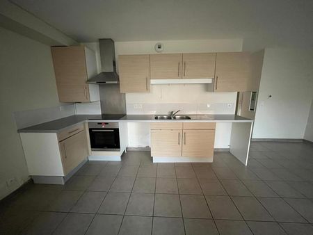 Location Appartement 3 pièces 64m² ALBI 81000 - Photo 4