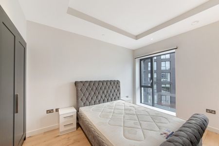 Studio Flat, Grantham House, E14 - Photo 5