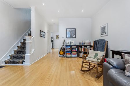 For Lease - 296 Charlton Avenue, Hamilton, Ontario - Photo 4